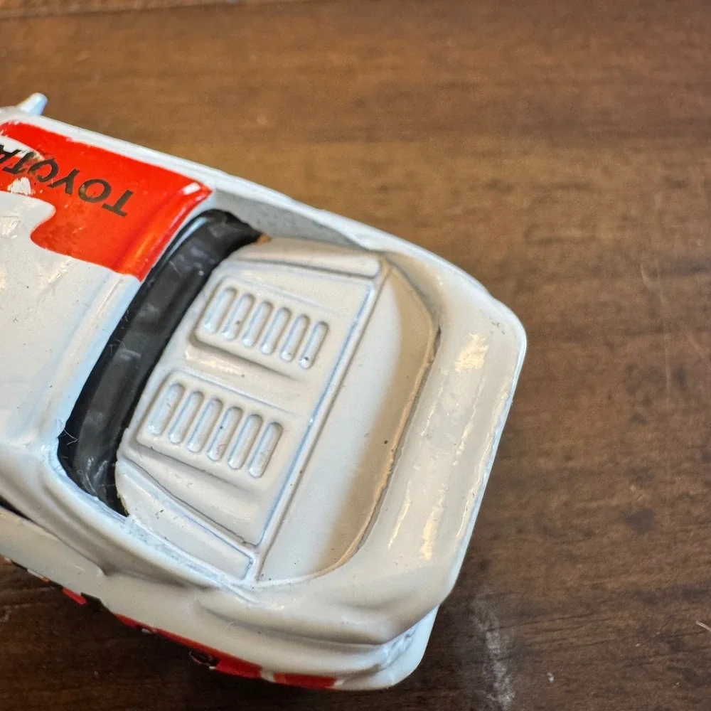 Hot Wheels Toyota MR2 Rally Car White Red 1990 Mattel Diecast 1:64